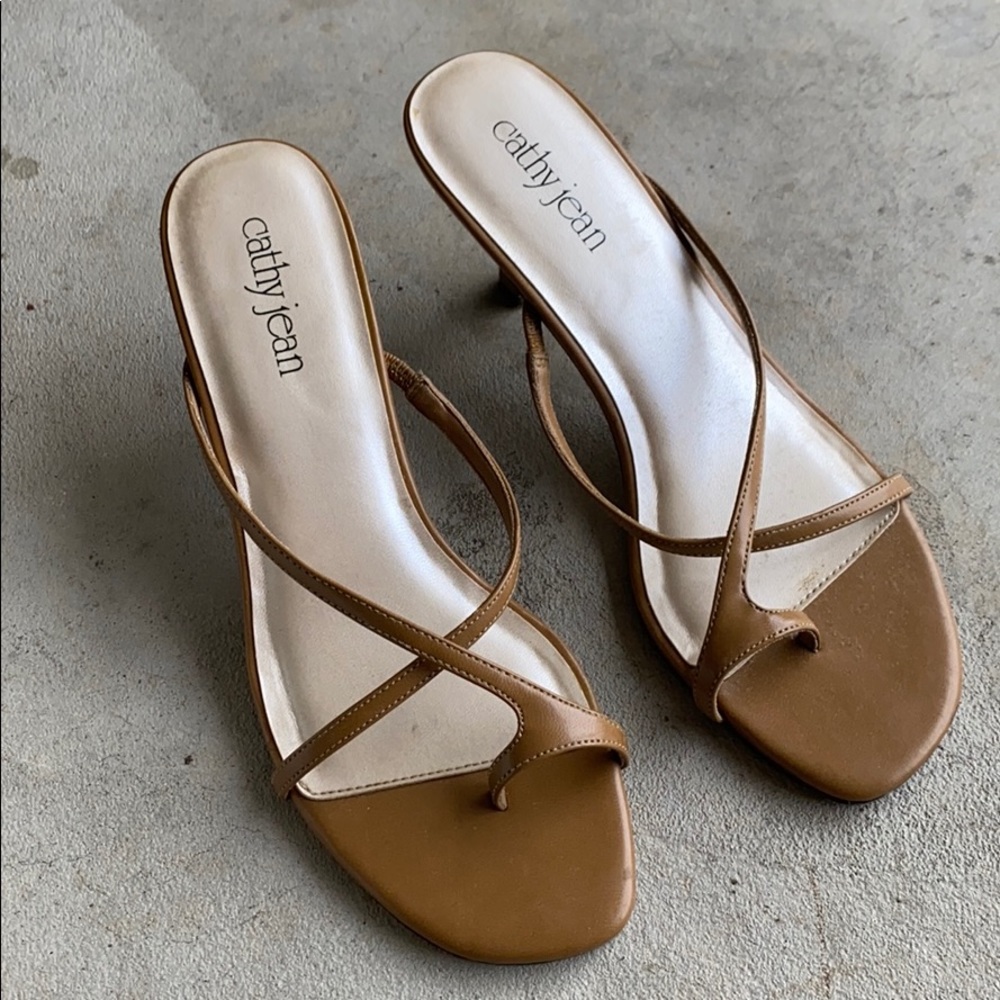 90’s Style Thin Strap Sandals Size 6